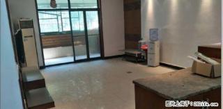天际华庭 一楼大三室 非常适合办公 打广告 3600每月 - 赣州28生活网 ganzhou.28life.net